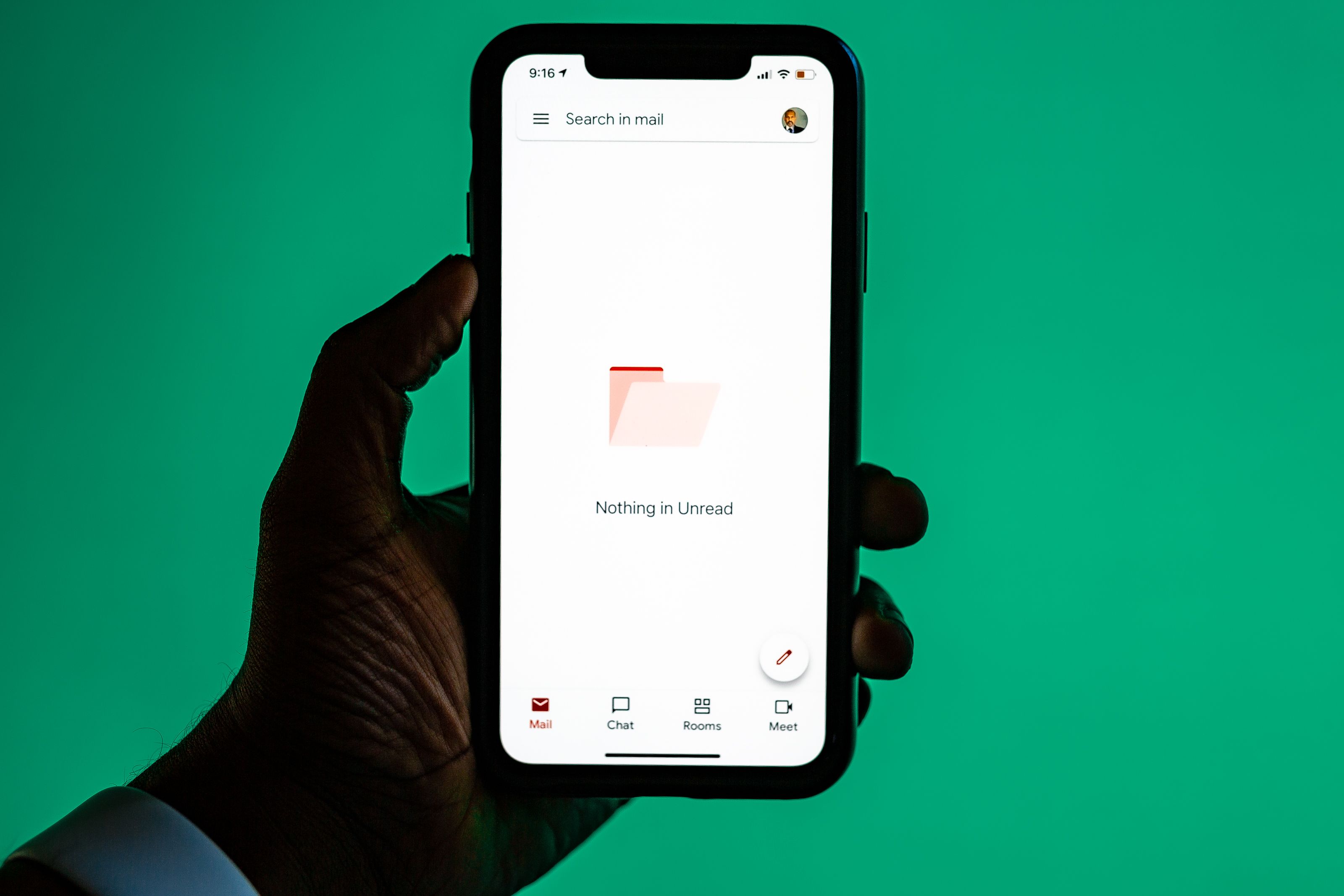 Klasifikace tiketů pomocí AI: Jak automaticky filtrovat spam, nevyžádané prodejní nabídky a irelevantní dotazy z podpory