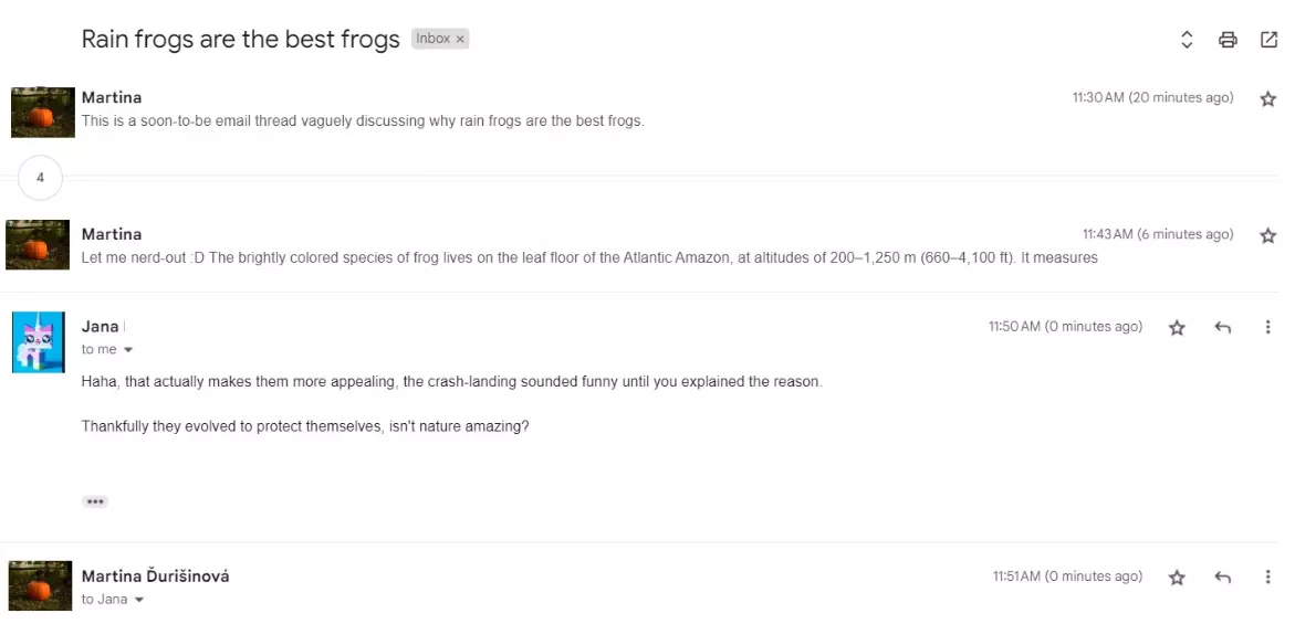 E-mailové vlákno s více zprávami na stejné téma.