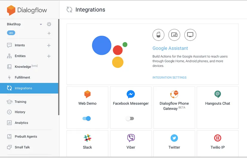 Rozhraní Dialogflow zobrazující sekci Integrations s Google Assistant a různými možnostmi platforem pro zasílání zpráv, jako je Facebook Messenger, Slack a Twitter.