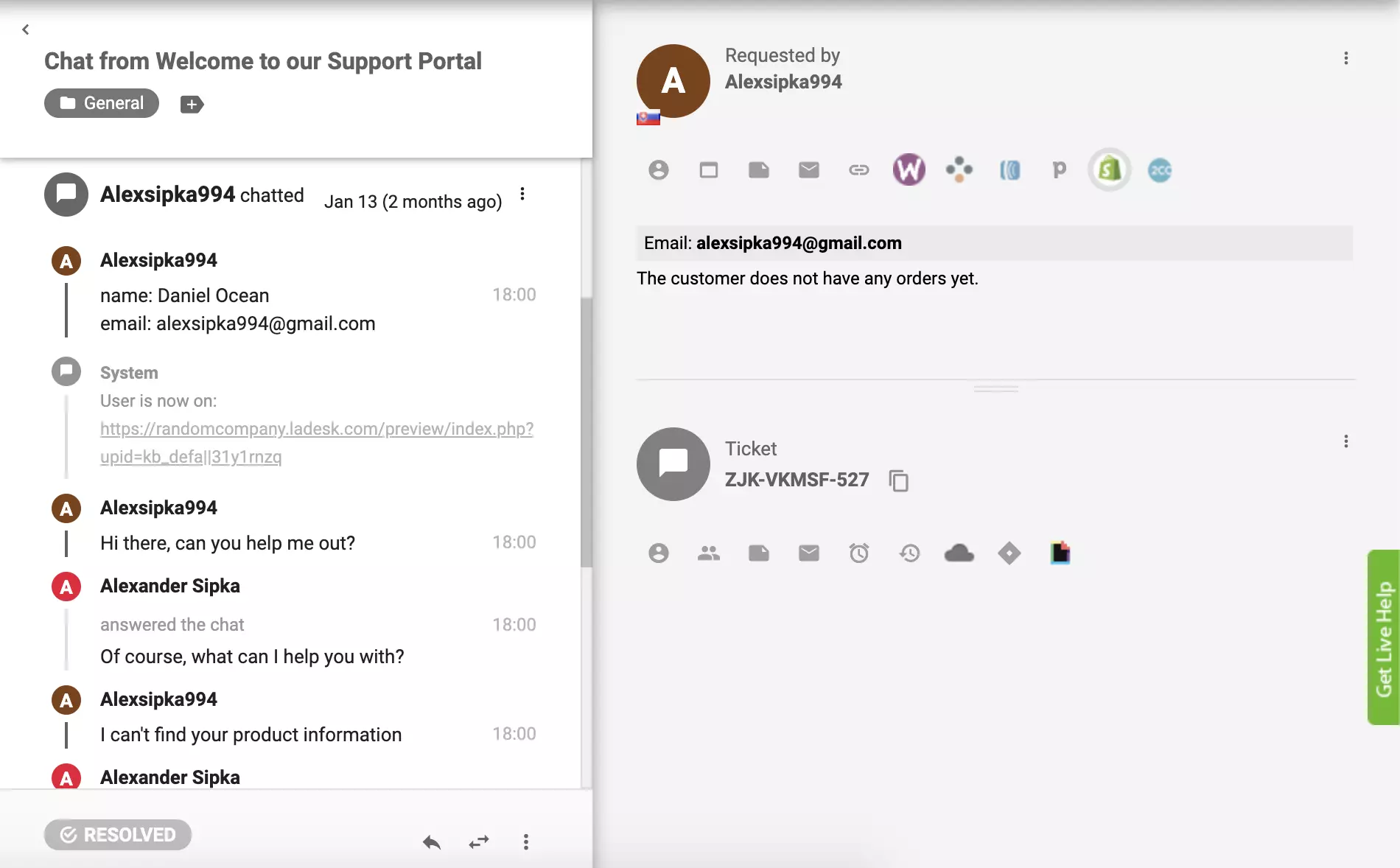 Plugin Shopify je aktivní v LiveAgent a objednávky zákazníků jsou viditelné ze zobrazení lístku